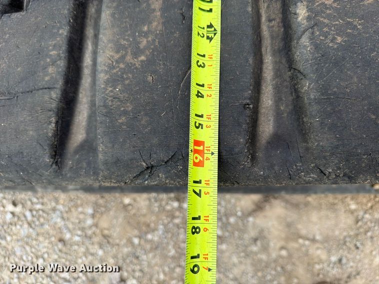 image for item FU4586 2019 Kubota SVL95-2S tracked skid steer loader