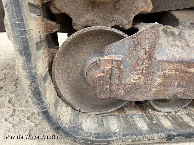 image for item FU4587 2014 Takeuchi TL12 tracked skid steer loader