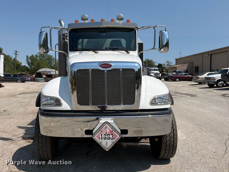 image for item FU4588 2019 Peterbilt 348 fuel and lube truck