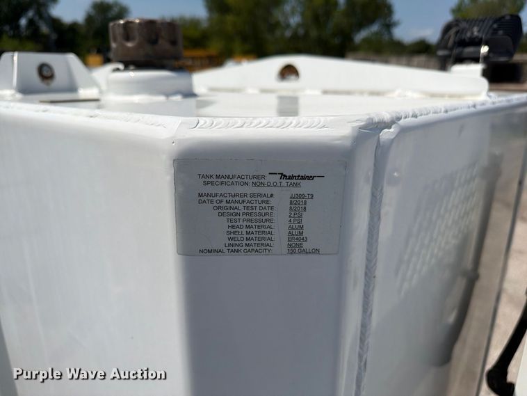 image for item FU4588 2019 Peterbilt 348 fuel and lube truck