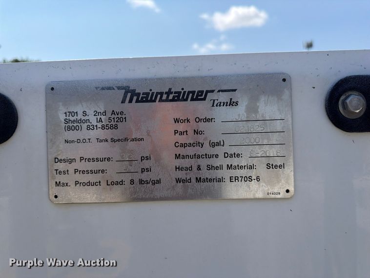 image for item FU4588 2019 Peterbilt 348 fuel and lube truck