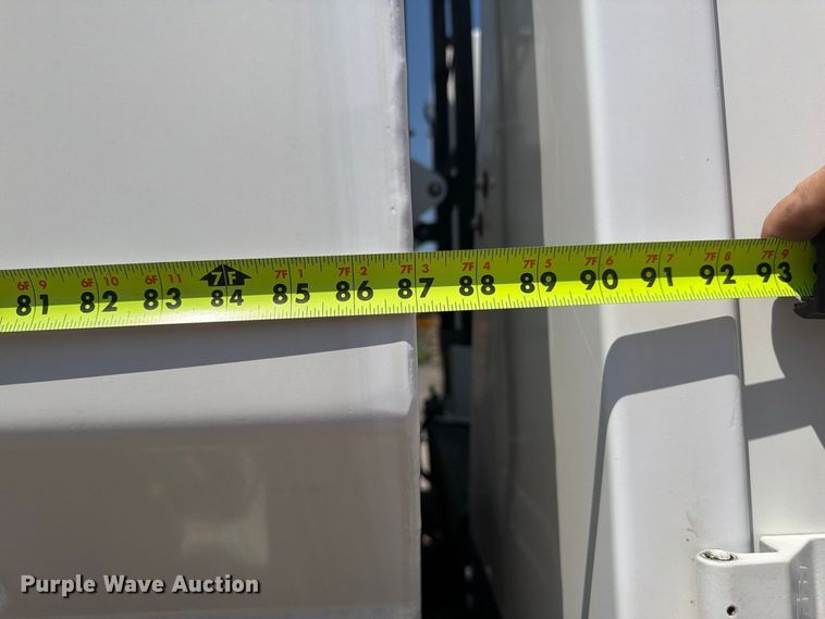 image for item FU4588 2019 Peterbilt 348 fuel and lube truck
