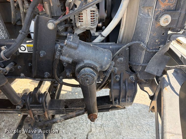 image for item FU4588 2019 Peterbilt 348 fuel and lube truck
