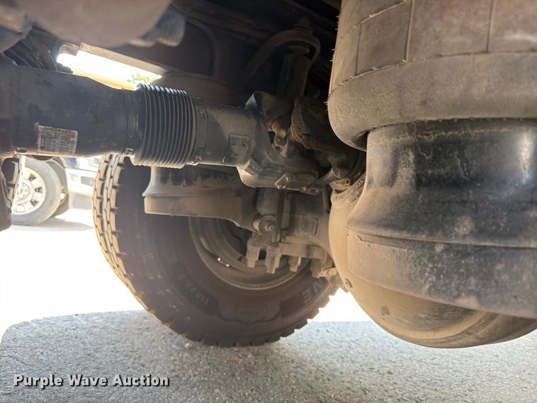 image for item FU4588 2019 Peterbilt 348 fuel and lube truck