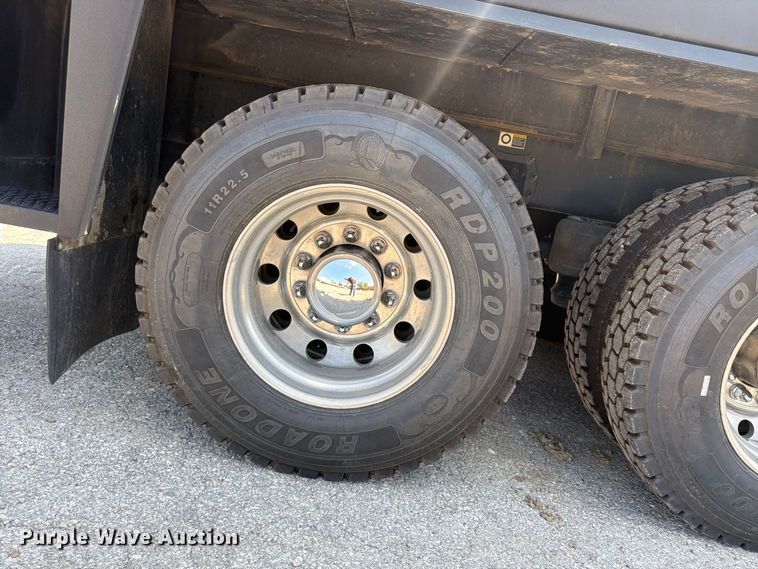 image for item FU4588 2019 Peterbilt 348 fuel and lube truck
