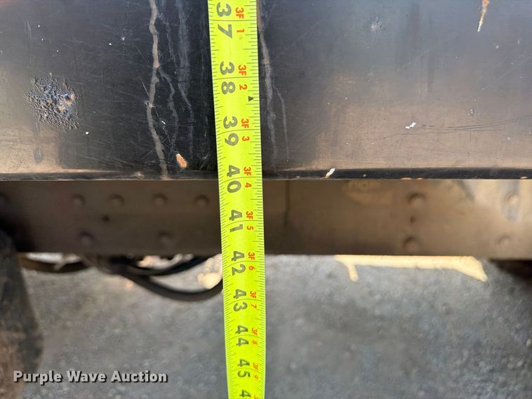 image for item FU4594 2004 International 7400 dump truck