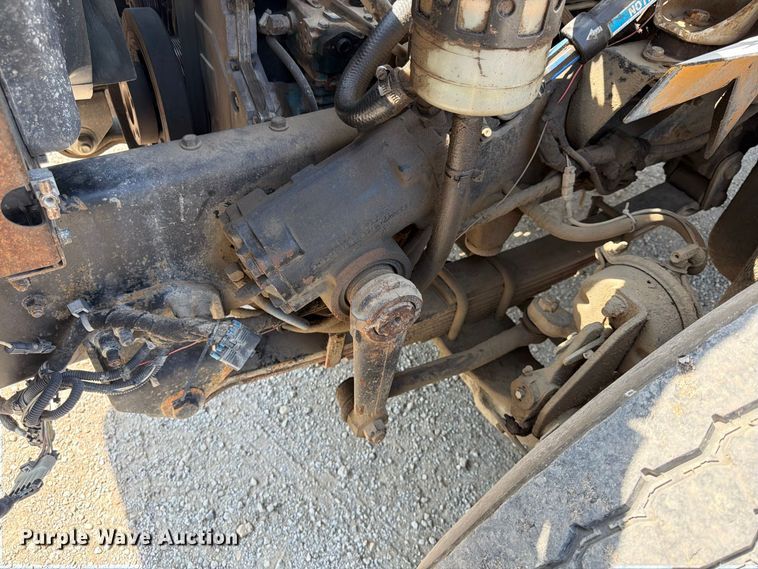 image for item FU4594 2004 International 7400 dump truck