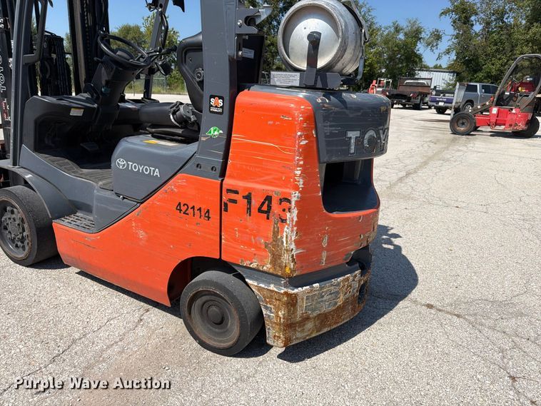 image for item FU4614 Toyota 8FGCU30 forklift