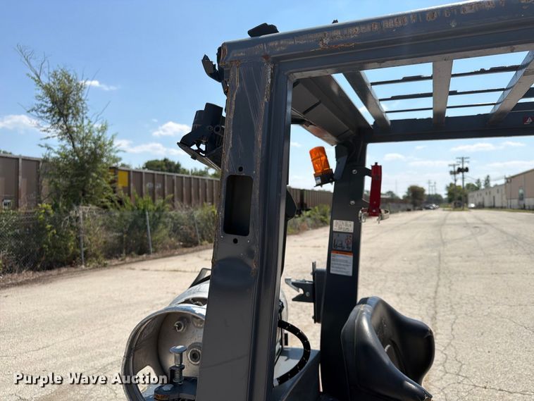image for item FU4614 Toyota 8FGCU30 forklift