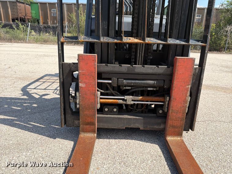 image for item FU4614 Toyota 8FGCU30 forklift