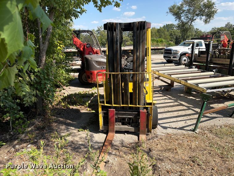 image for item FU4617 Hyster S60XM forklift