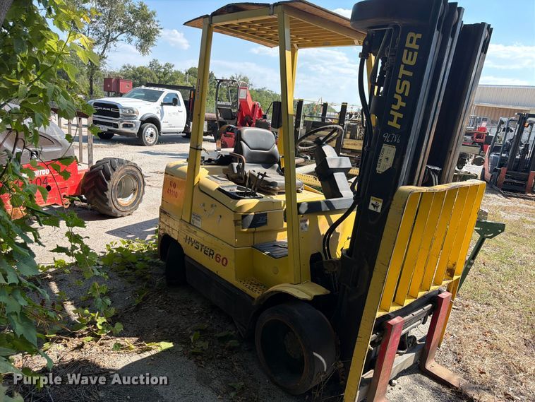 image for item FU4617 Hyster S60XM forklift