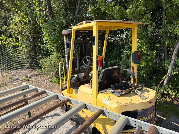 image for item FU4617 Hyster S60XM forklift