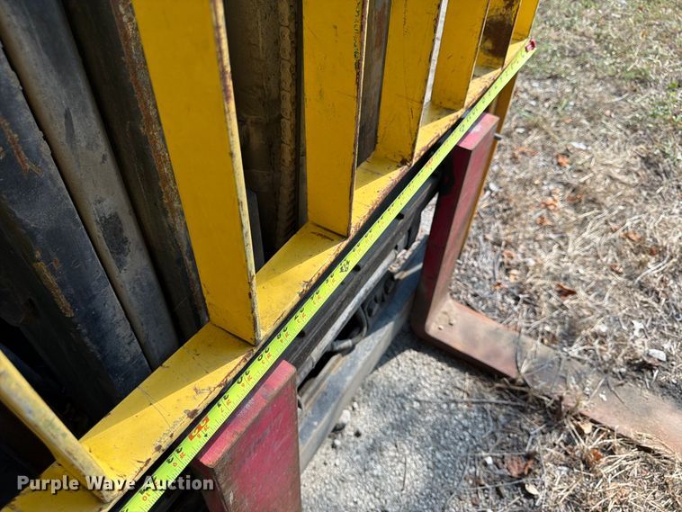 image for item FU4617 Hyster S60XM forklift