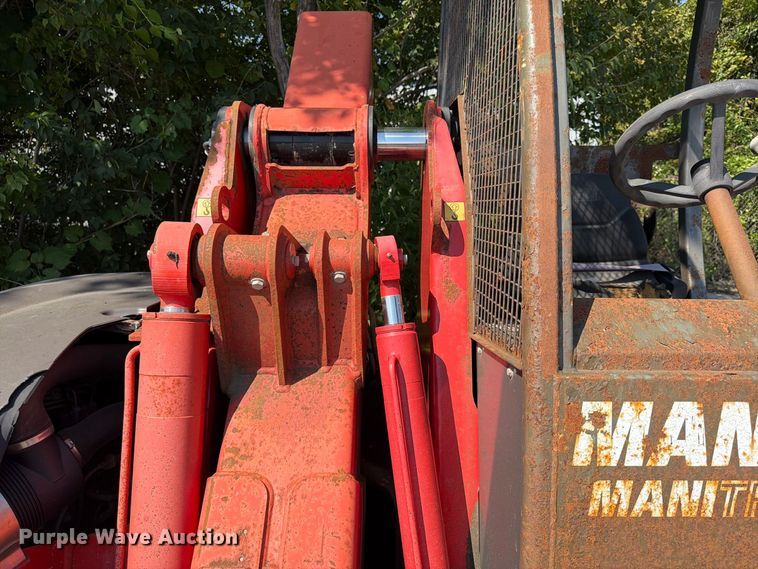 image for item FU4618 2015 Manitou TMT 55HT forklift