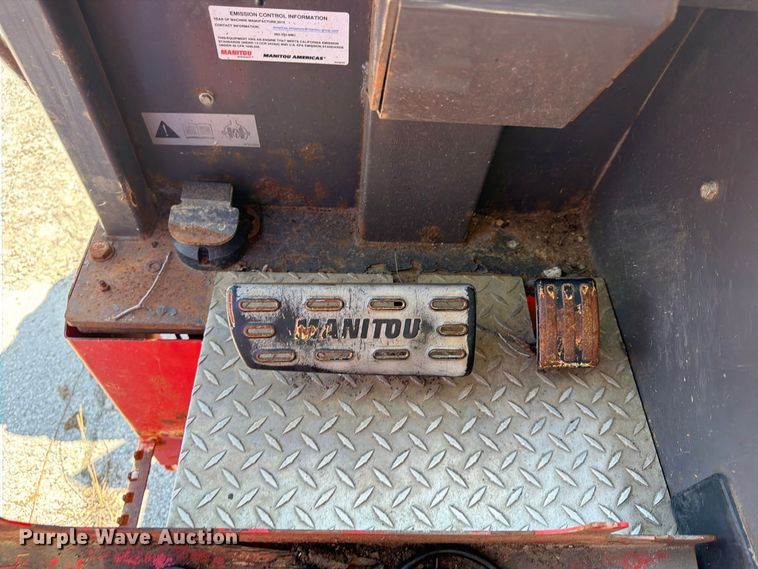 image for item FU4618 2015 Manitou TMT 55HT forklift