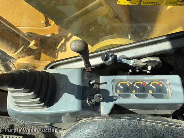 image for item FU4638 2002 Caterpillar 308C mini excavator
