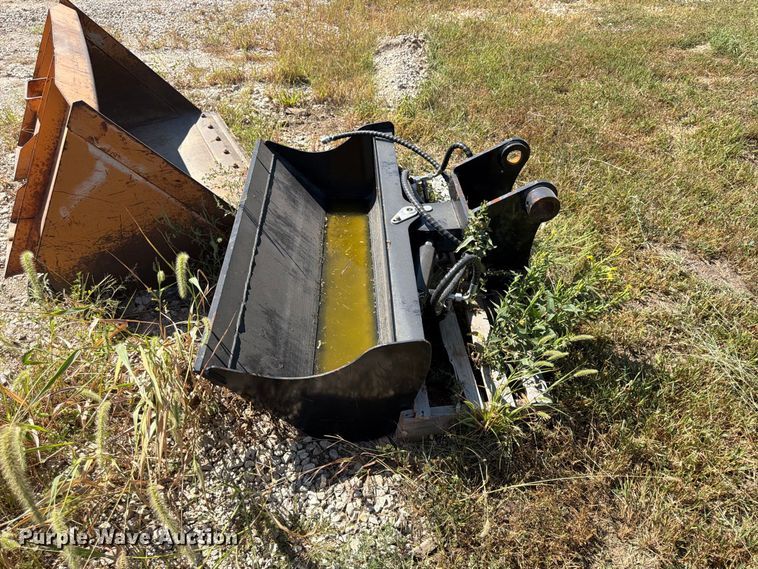 image for item FU4638 2002 Caterpillar 308C mini excavator