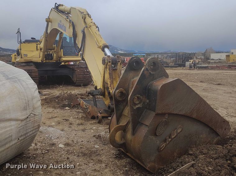 image for item IH9482 2006 Komatsu PC300LC-7E0 excavator