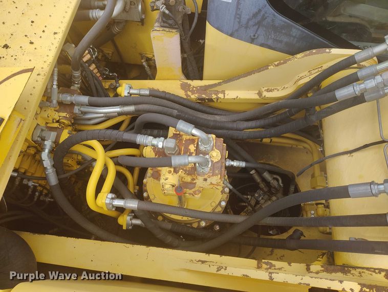 image for item IH9482 2006 Komatsu PC300LC-7E0 excavator