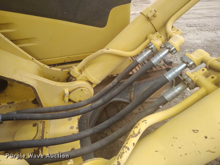 image for item IH9482 2006 Komatsu PC300LC-7E0 excavator