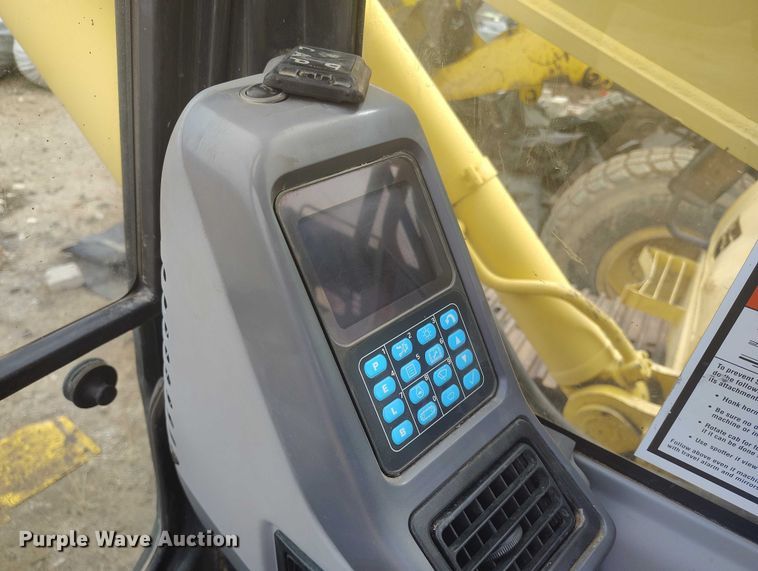 image for item IH9482 2006 Komatsu PC300LC-7E0 excavator