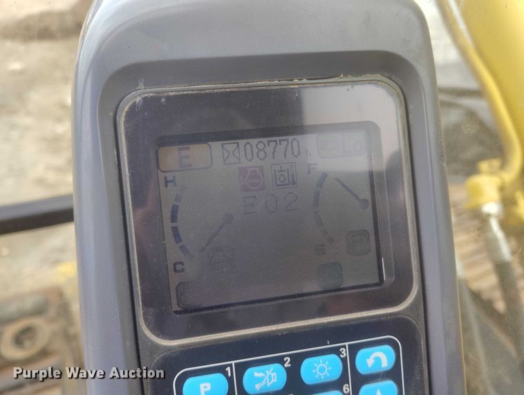 image for item IH9482 2006 Komatsu PC300LC-7E0 excavator