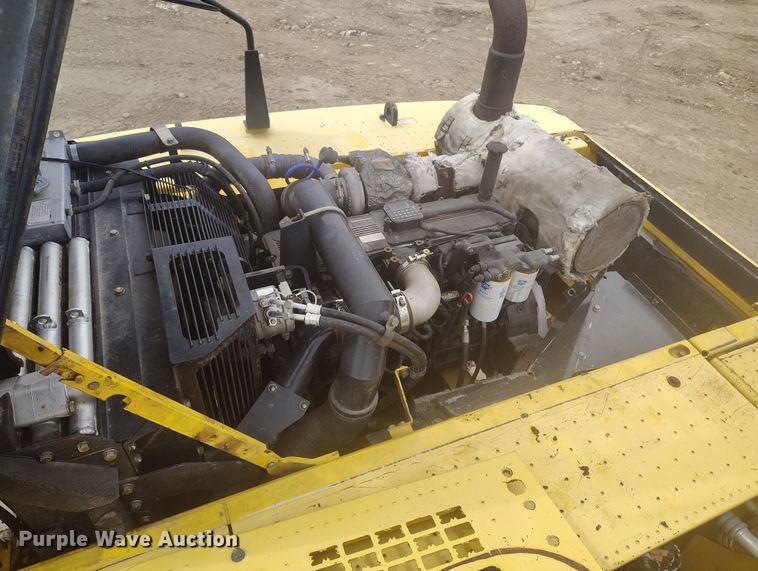 image for item IH9482 2006 Komatsu PC300LC-7E0 excavator