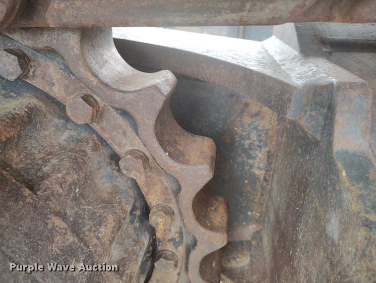 image for item IH9482 2006 Komatsu PC300LC-7E0 excavator