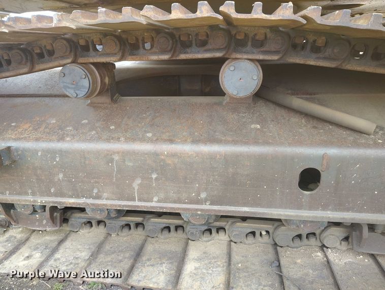 image for item IH9482 2006 Komatsu PC300LC-7E0 excavator