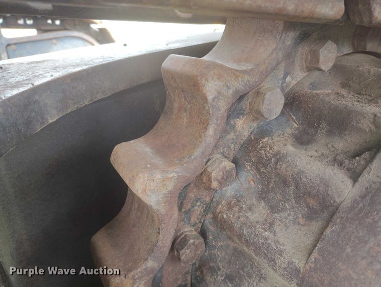image for item IH9482 2006 Komatsu PC300LC-7E0 excavator