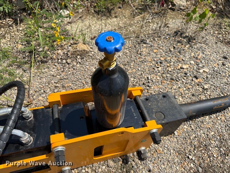 image for item MQ9072 2026 P680 skid steer breaker