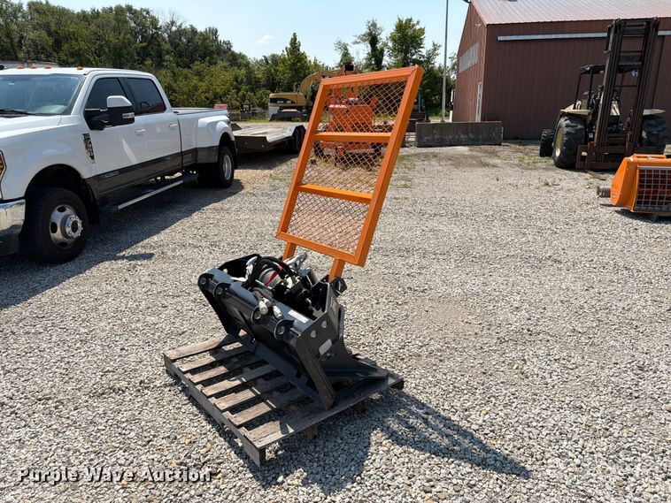 image for item MQ9078 2026 Arteer SS-15000G skid steer hydraulic winch