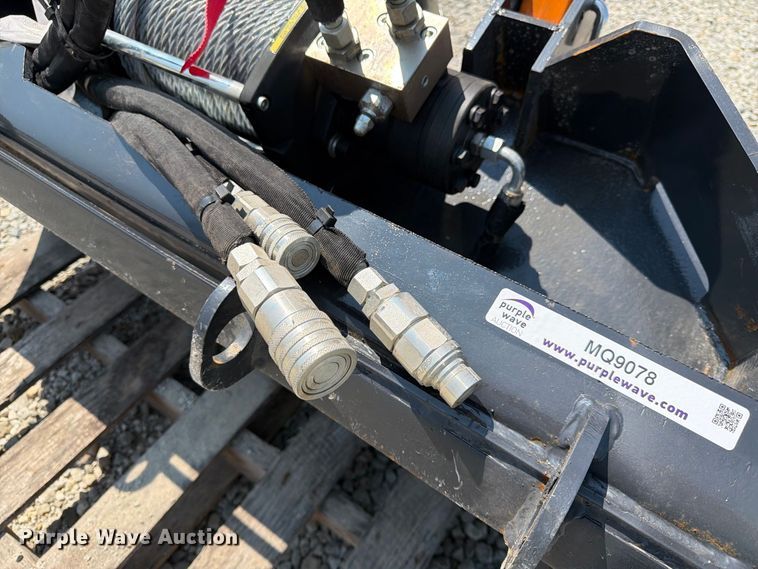 image for item MQ9078 2026 Arteer SS-15000G skid steer hydraulic winch