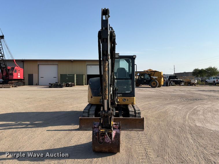 image for item MZ9893 2013 John Deere 60G mini excavator