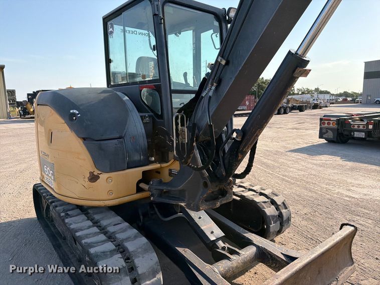 image for item MZ9893 2013 John Deere 60G mini excavator
