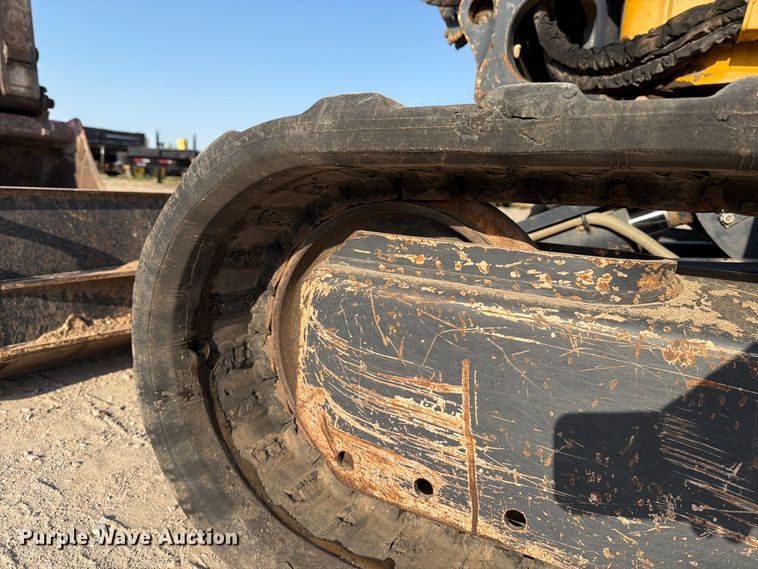 image for item MZ9893 2013 John Deere 60G mini excavator