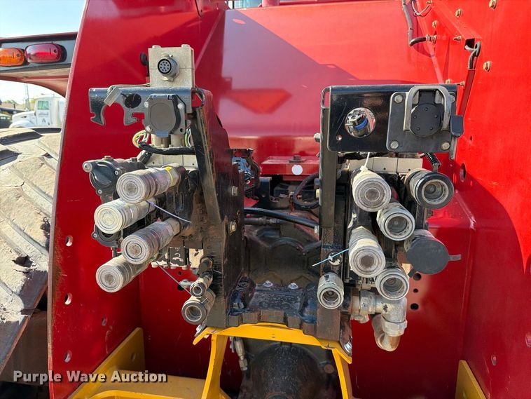 image for item MZ9897 2014 Case IH Steiger 600 Quadtrac 4WD tractor