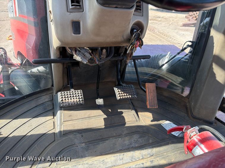 image for item MZ9897 2014 Case IH Steiger 600 Quadtrac 4WD tractor