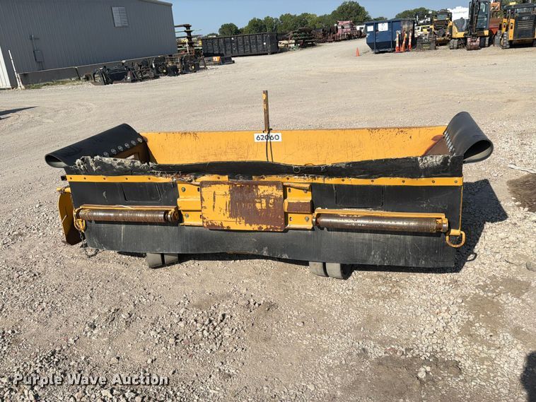 image for item MZ9898 Road Widener FHR skid steer road widener