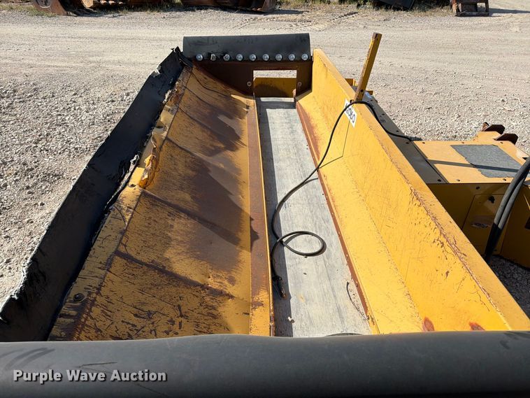 image for item MZ9898 Road Widener FHR skid steer road widener