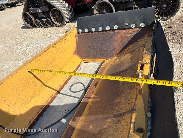 image for item MZ9898 Road Widener FHR skid steer road widener