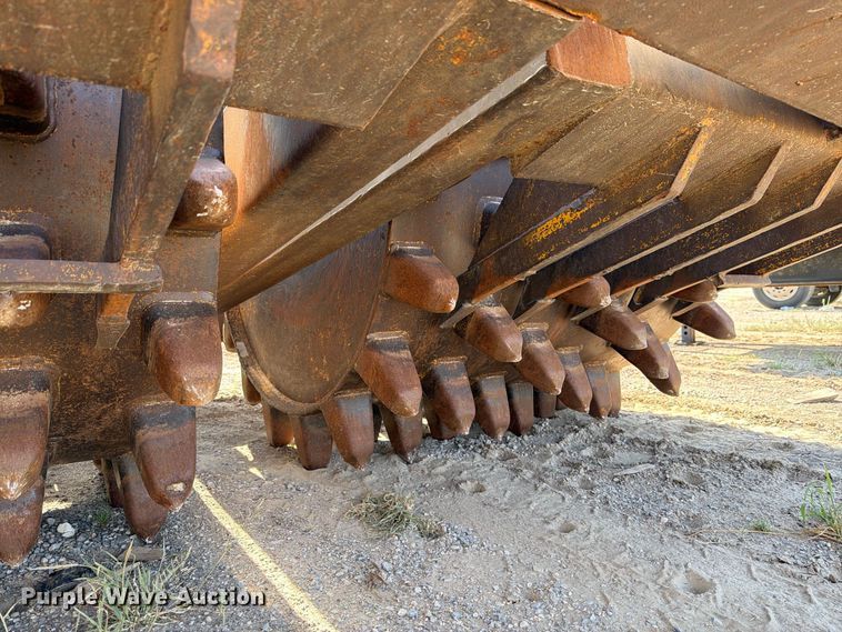 image for item MZ9899 Pull type roller compactor