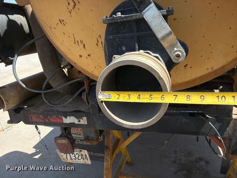 image for item MZ9906 Vermeer VSK100XT-500AIR hydrovac bed