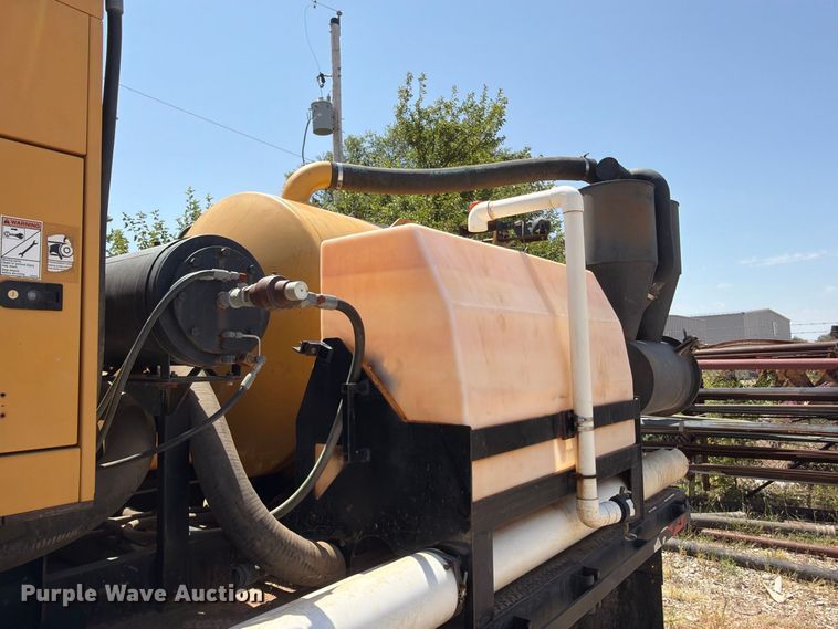 image for item MZ9906 Vermeer VSK100XT-500AIR hydrovac bed