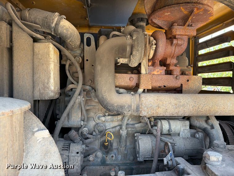image for item MZ9906 Vermeer VSK100XT-500AIR hydrovac bed