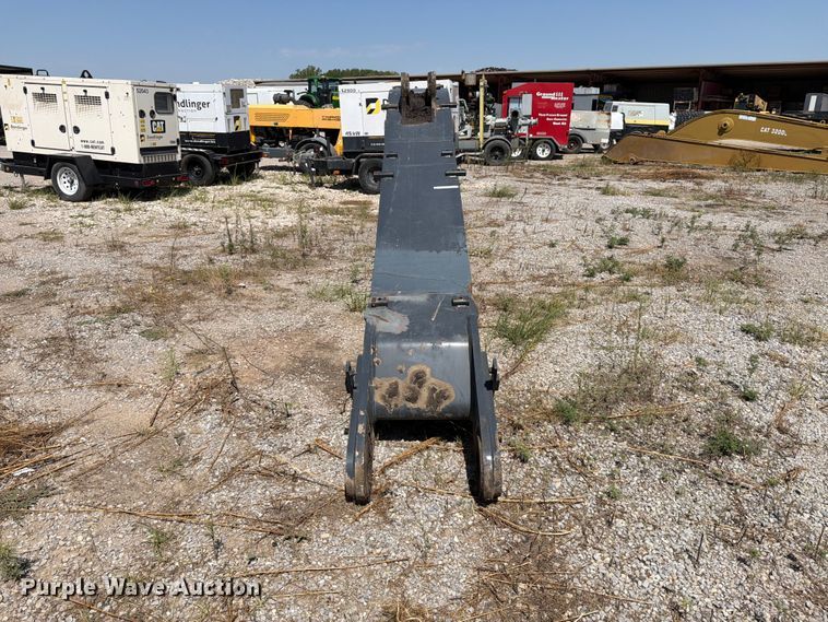 image for item MZ9907 John Deere excavator boom