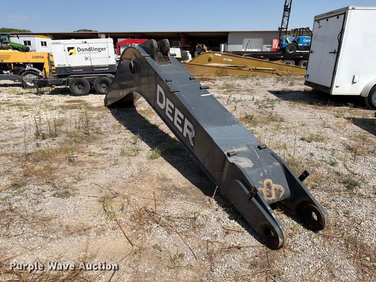 image for item MZ9907 John Deere excavator boom