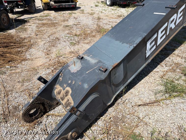 image for item MZ9907 John Deere excavator boom