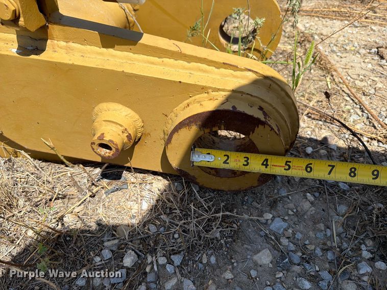 image for item MZ9908 Caterpillar excavator parts